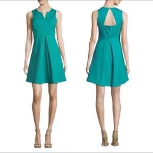 𝅺Halston Clover Green Heritage Split Neck Flare Cocktail Dress